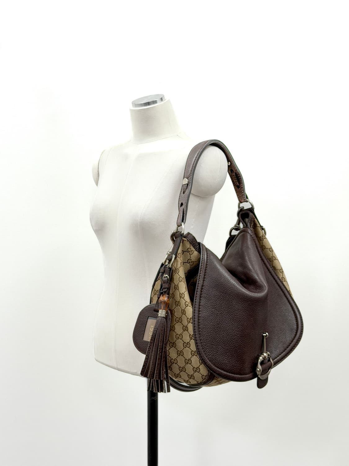 구찌 GG 자카드 수프림 호보백 상품이미지2