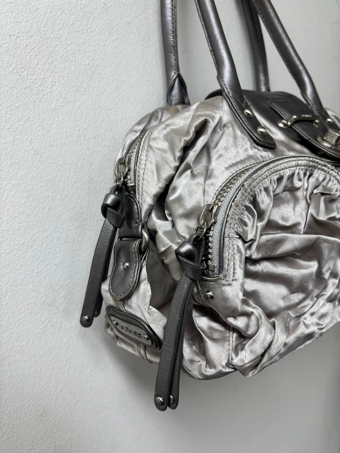 [00’s botkier] Gimmick Pocket Silver Bag 상품이미지2