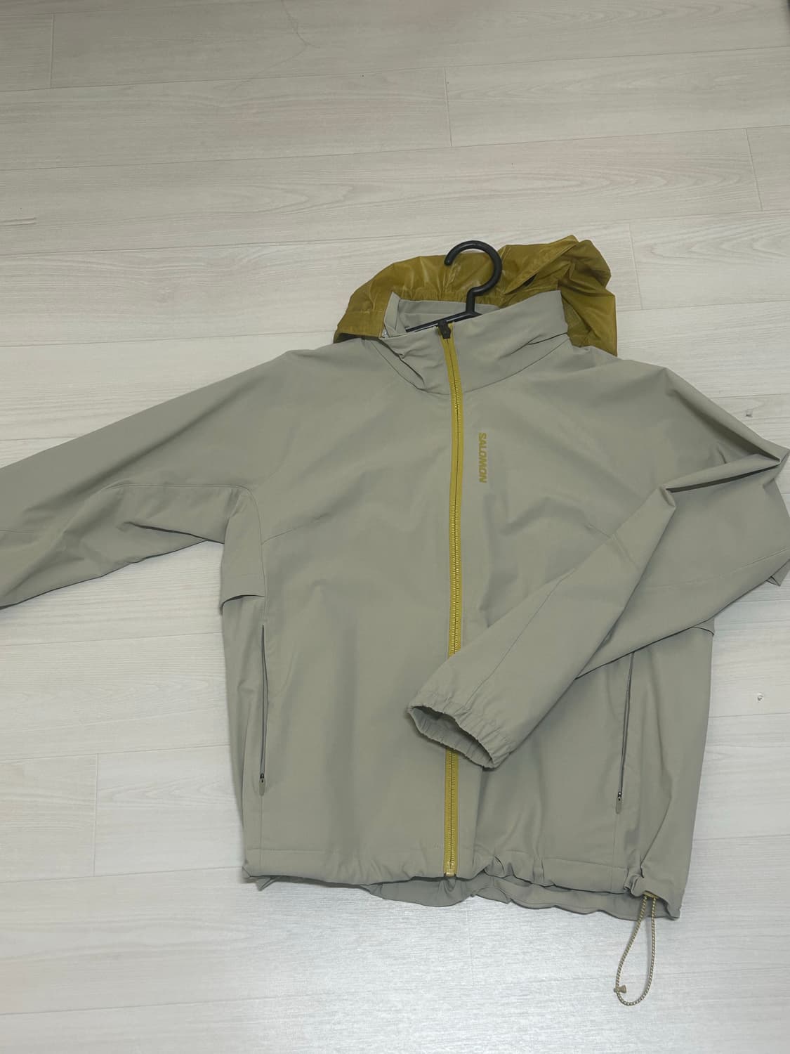 살로몬 바람막이 M 상품이미지1