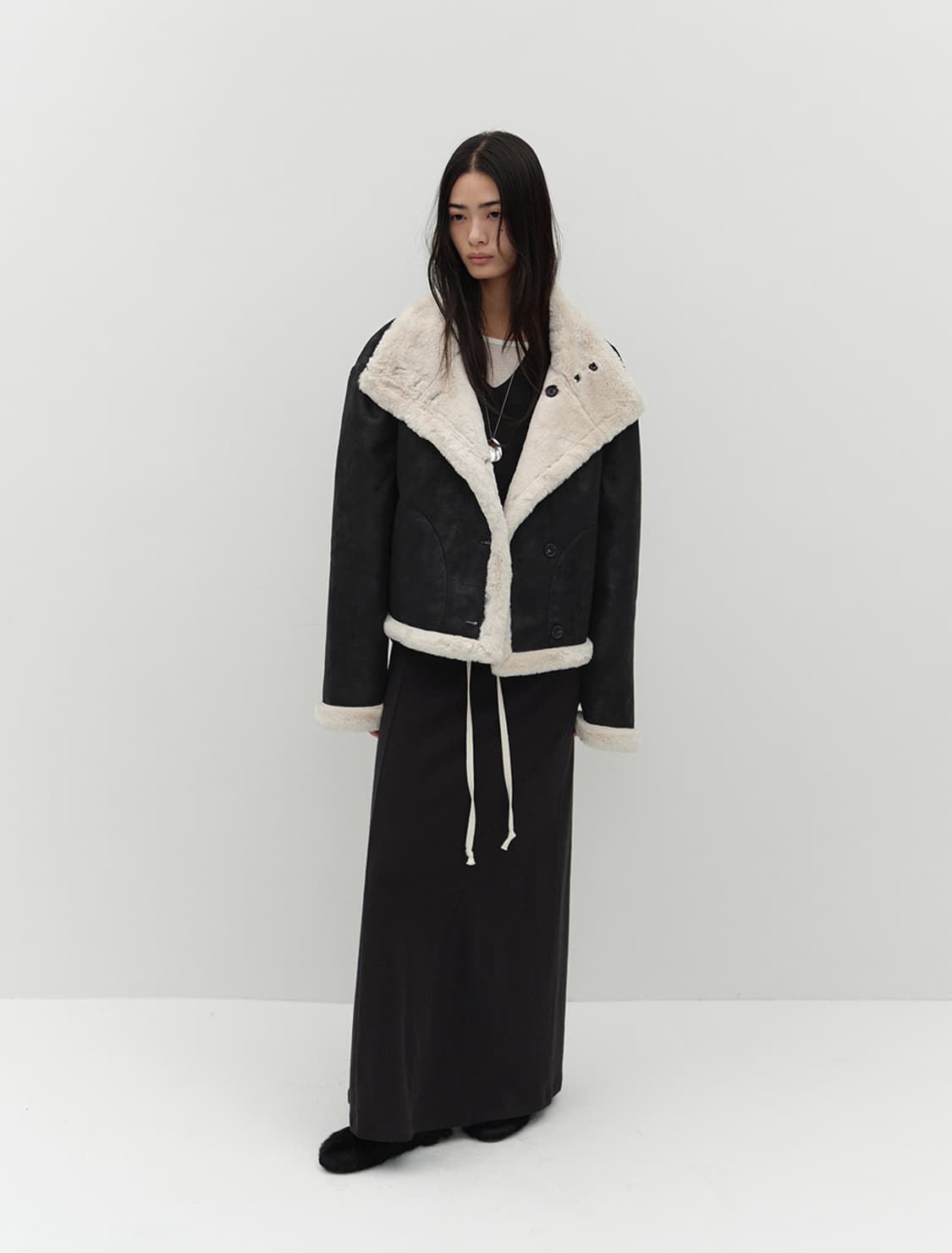 로우타이드 무스탕 블랙 상품이미지2