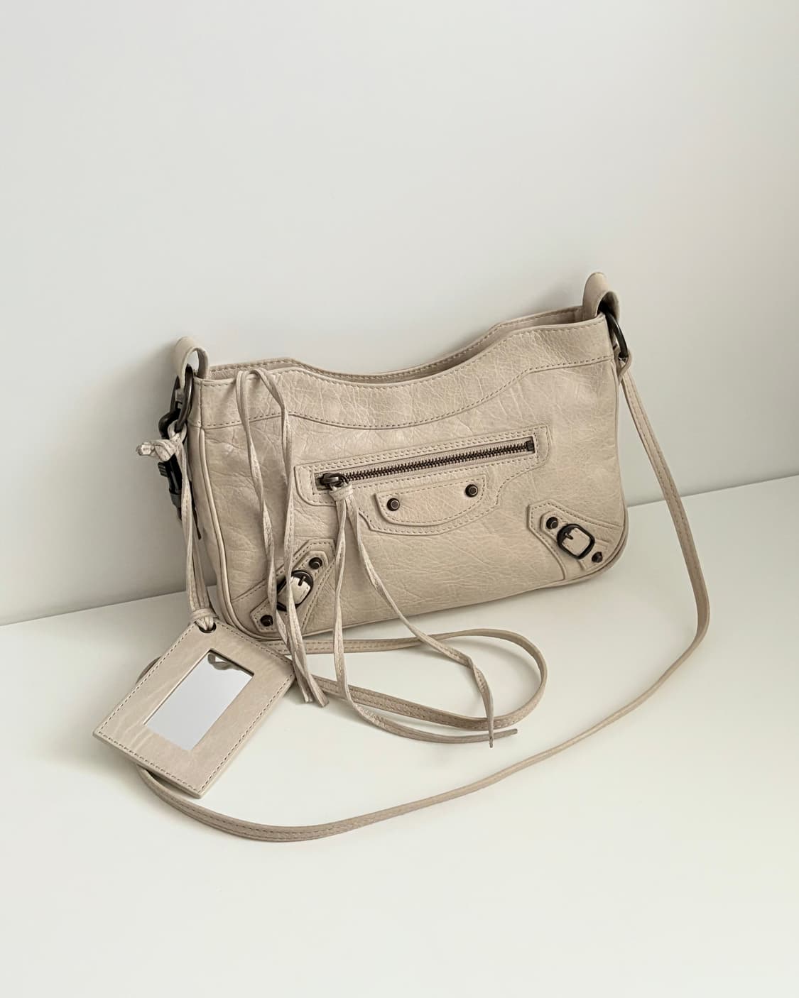 BALENCIAGA 발렌시아가 힙 숄더백 - ivory 상품이미지7