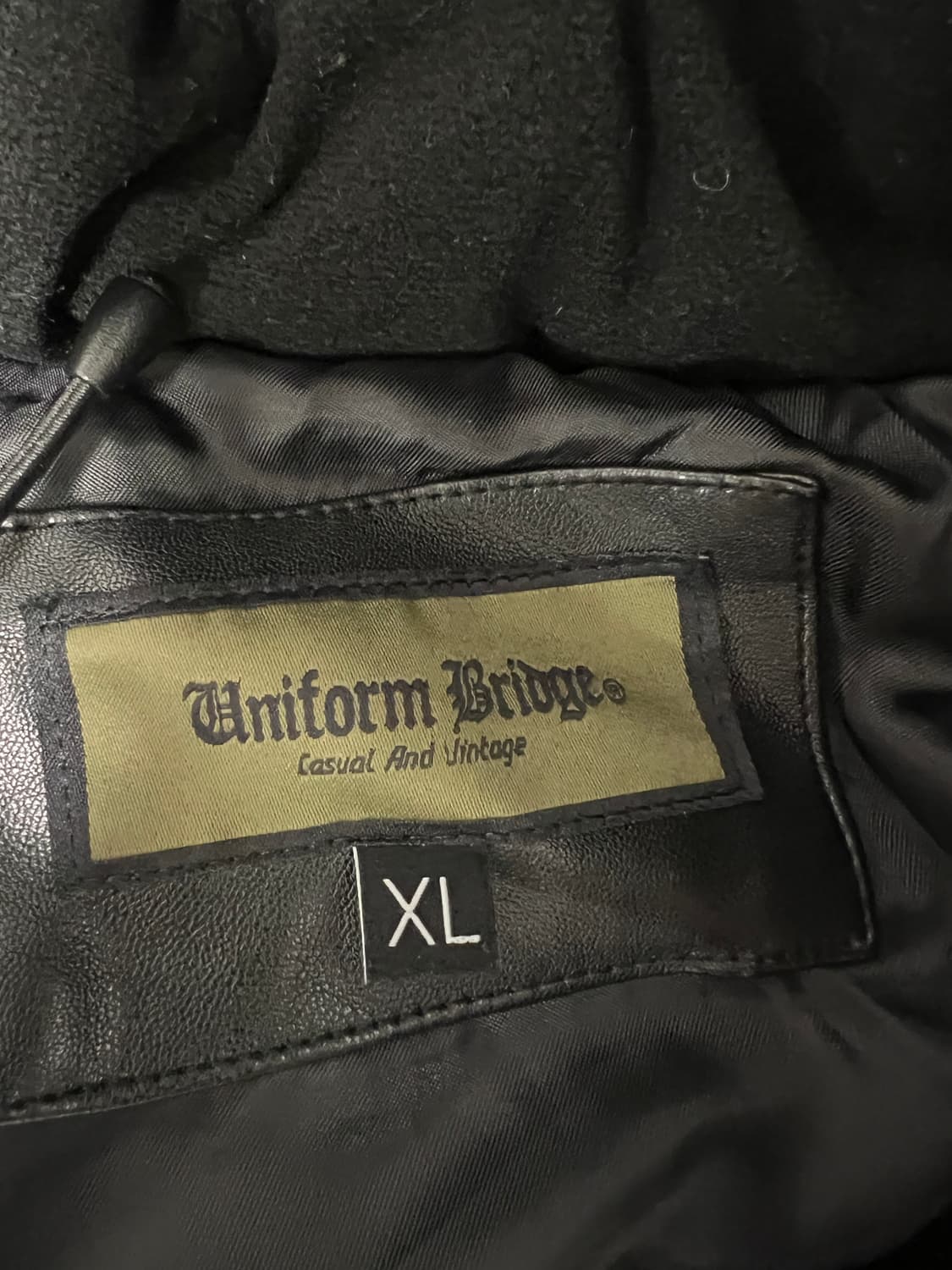 유니폼브릿지 다운 패딩 상품이미지2