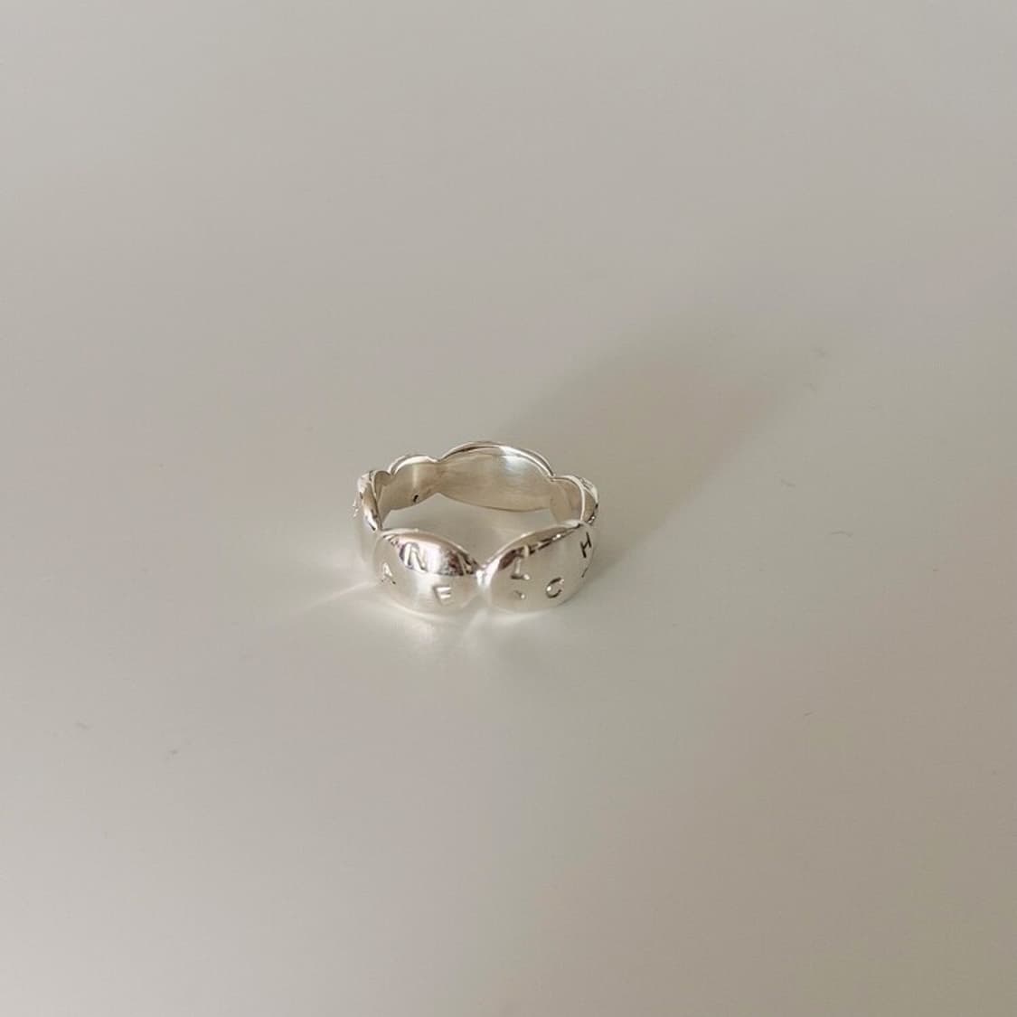 빈티지 샤넬 실버 카멜리아 반지 상품이미지7