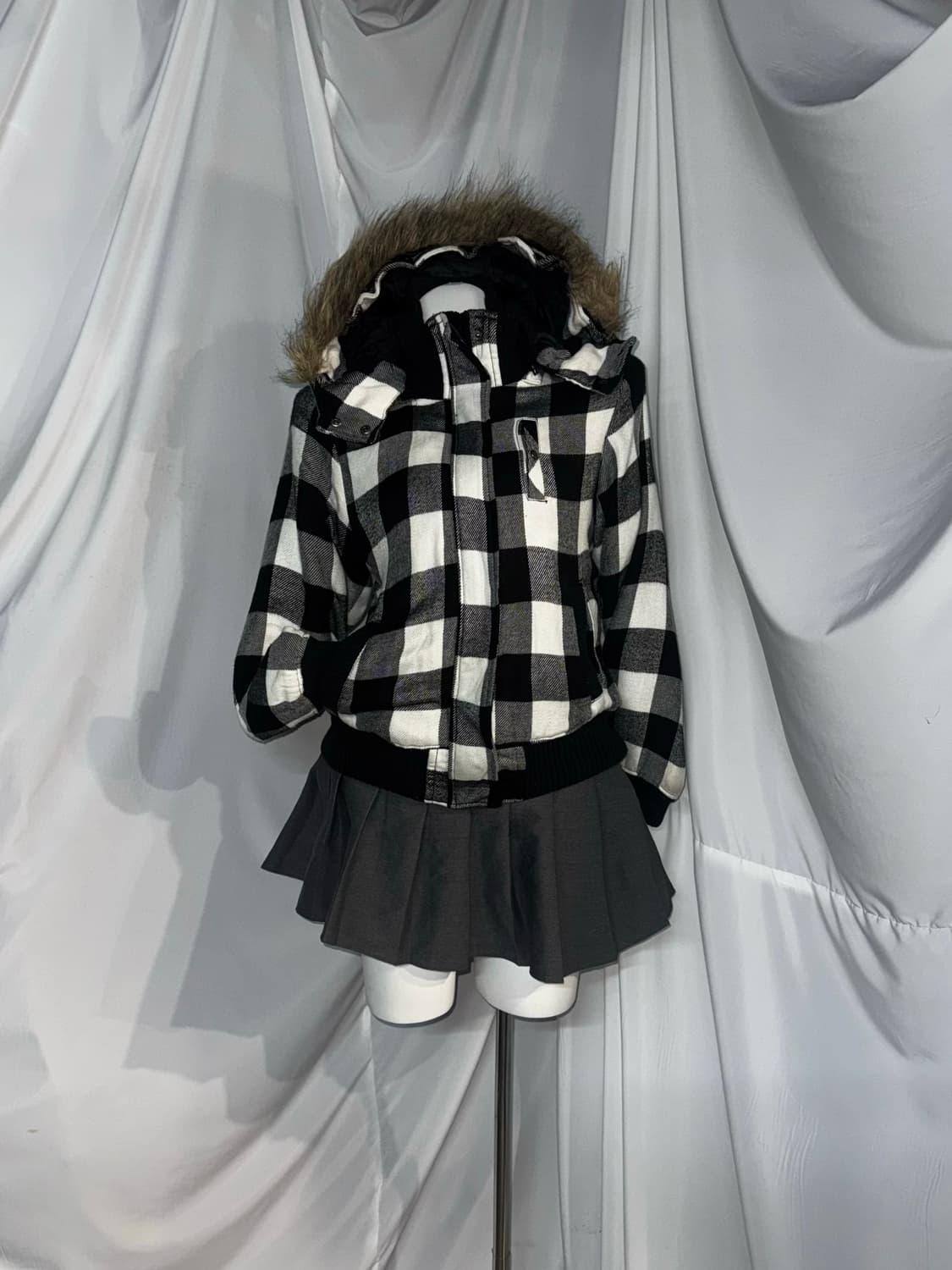 무채색 데일리 니혼진 체크 패딩 스트라이프 오픈숄더니트 코디세트 상품이미지6