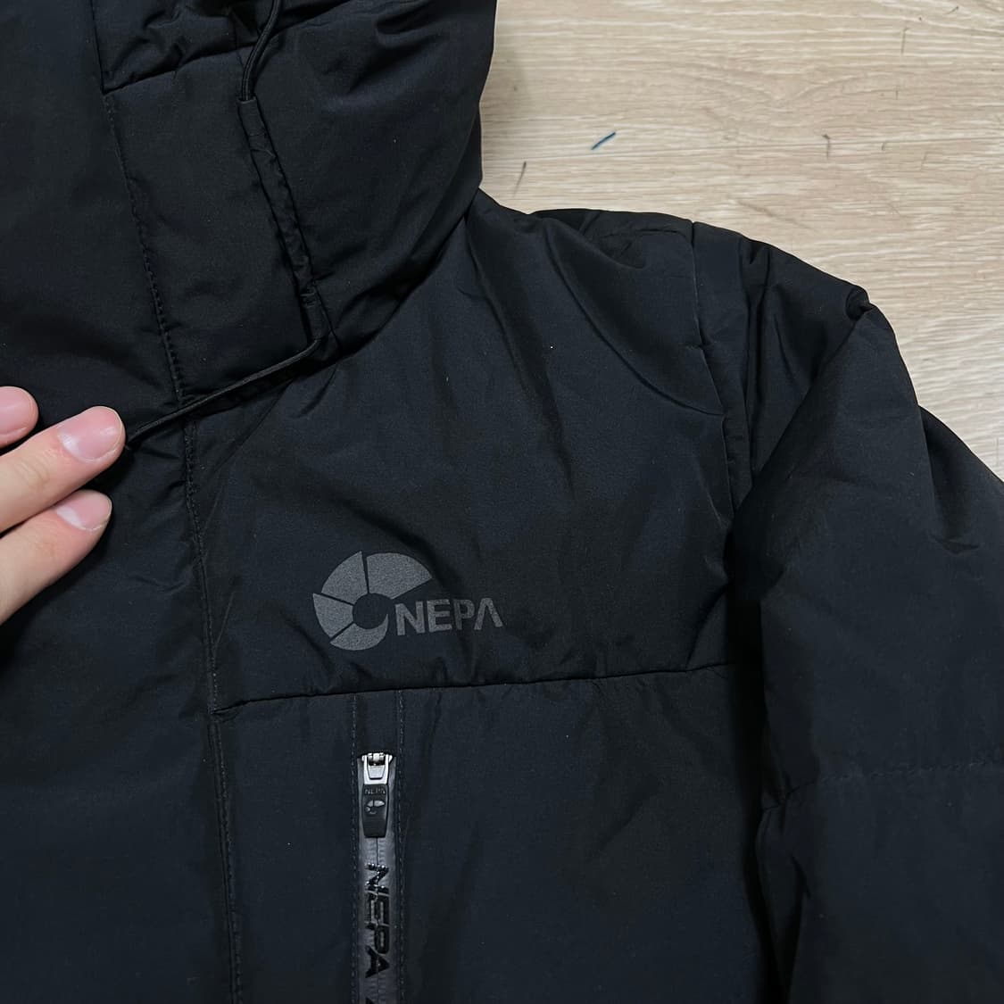 네파 여성 덕다운 로고 후드 롱패딩 점퍼 [블랙] XS/85 상품이미지4