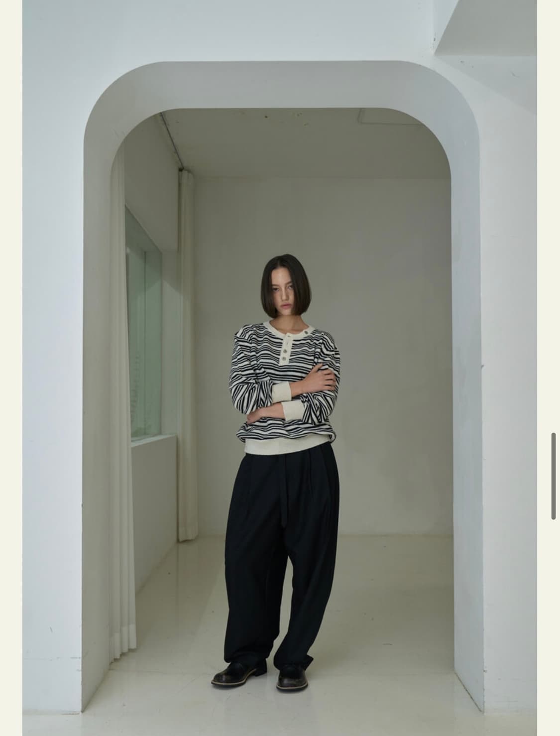 웨이비니스 - 헨리넥 스트라이프 니트 아이보리 2사이즈 상품이미지2