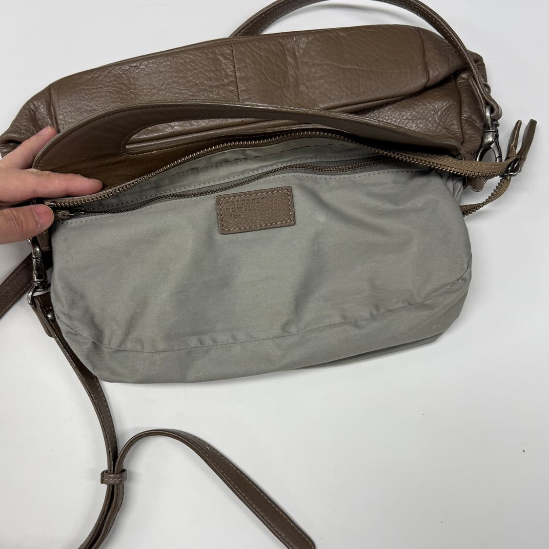 Margaret Howell round leather bag 상품이미지9