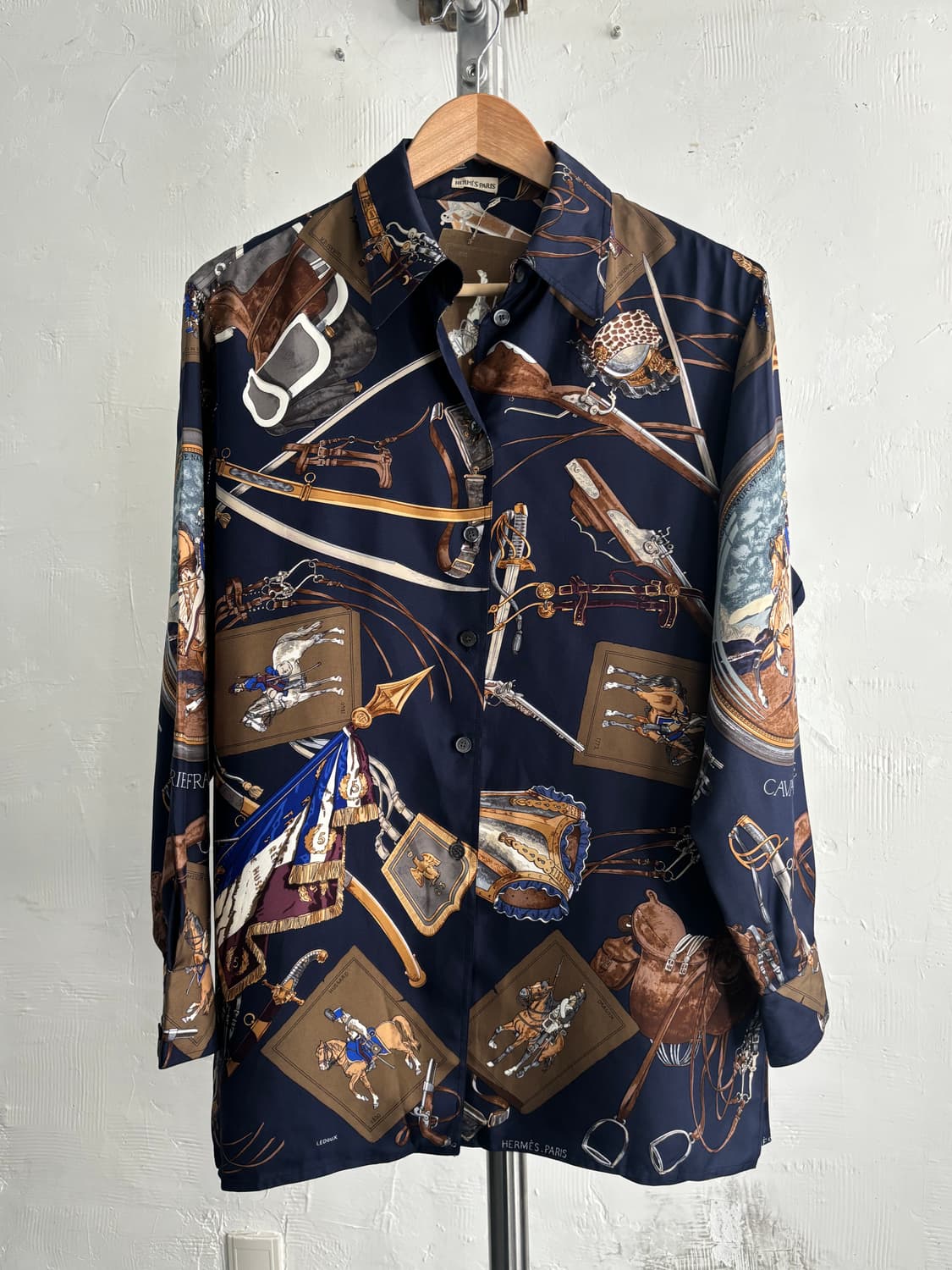 Hermes 에르메스 에퀘스트리안 프린팅 실크 셔츠  상품이미지4