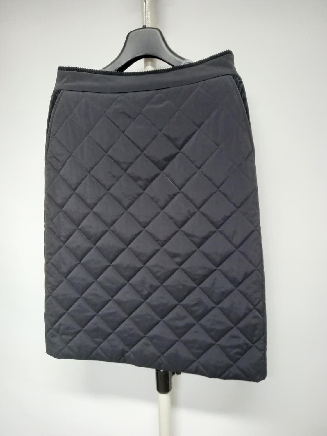 새 키이스 춘추동 패딩 퀄팅 H라인 스커트 55 상품이미지3