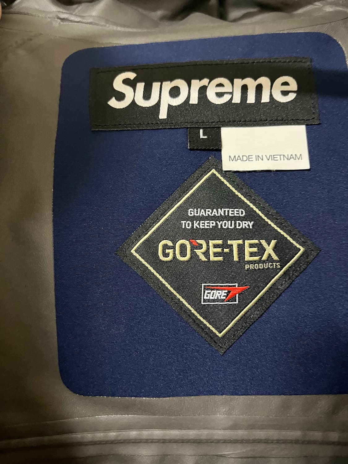 슈프림 고어텍스 팩라이트 자켓 L 상품이미지3