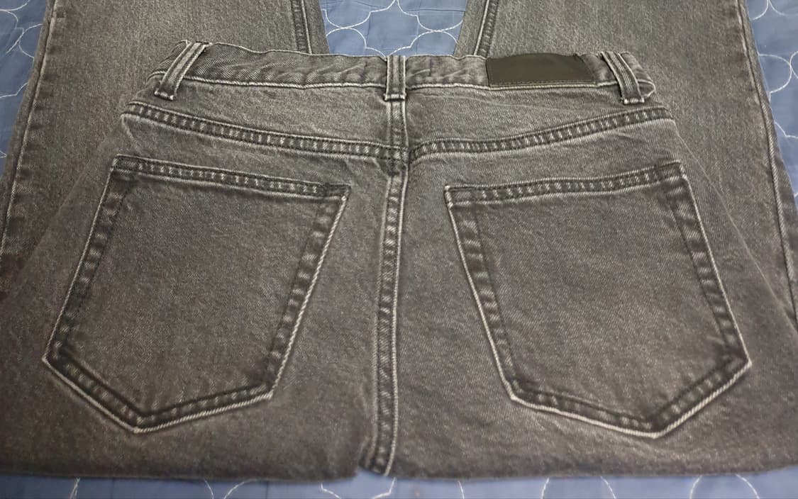 (단종매물) 무신사스탠다드 프리미엄 CALIK 스트레이트 데님진 흑청 상품이미지4