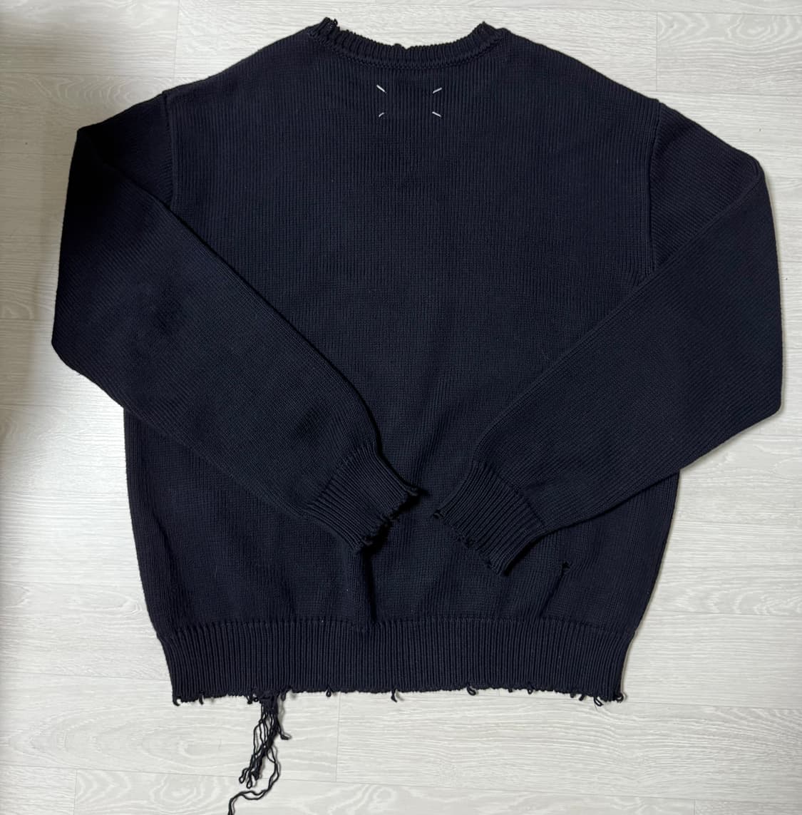 마르지엘라 19FW 디스트로이드 니트 네이비 (XL) 상품이미지2