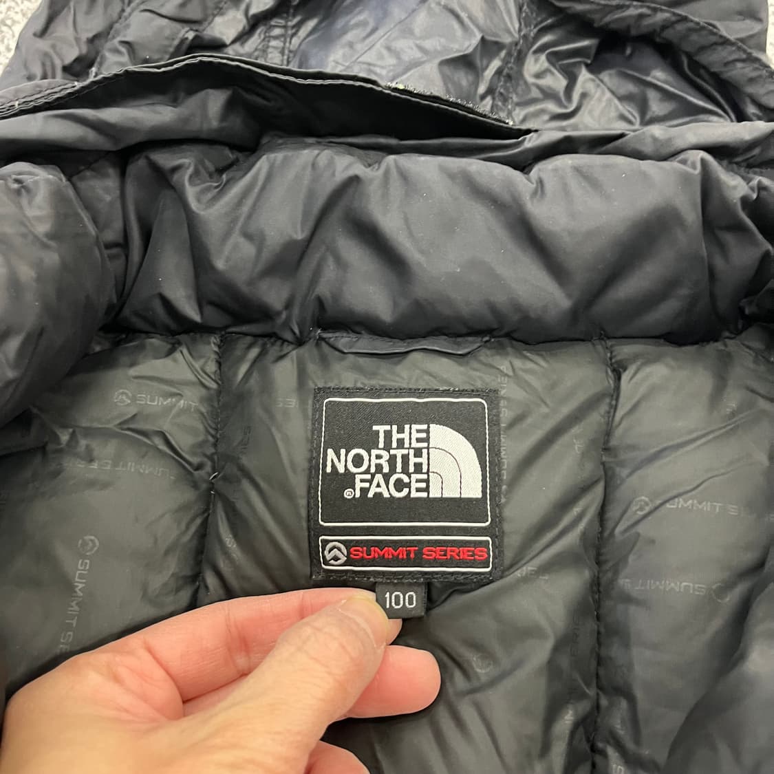 100 노스페이스 구스 써밋800 패딩 0129H1 상품이미지4