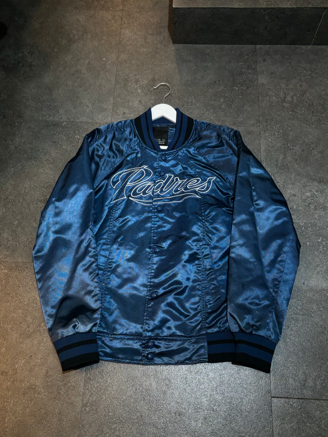 MLB 바시티자켓 100사이즈 점퍼 상품이미지2