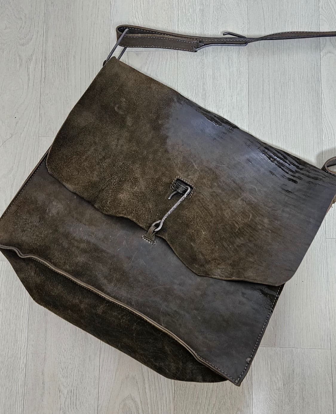 Tagliovivo cross body doctor bag L 상품이미지1