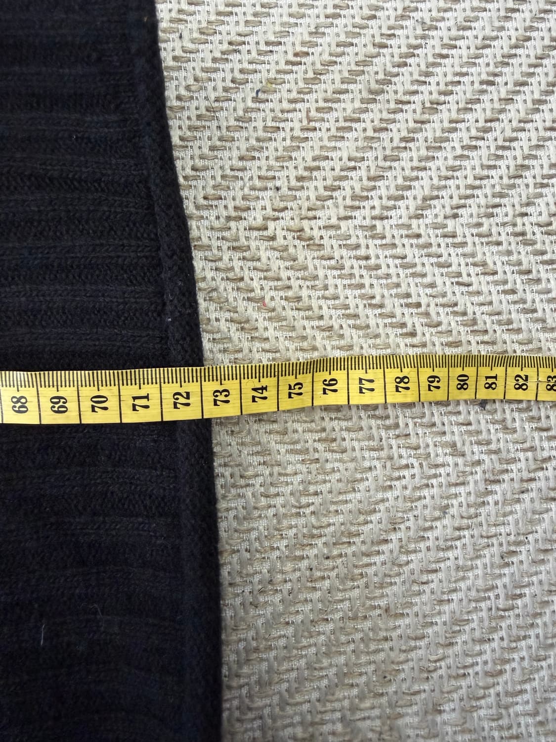 정품) 럭키슈에뜨 블랙 니트 스웨터 F 상품이미지9