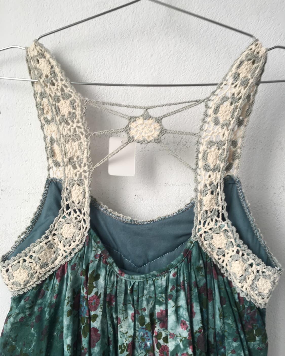 Crochet trimming unbalanced sleeveless o 상품이미지5