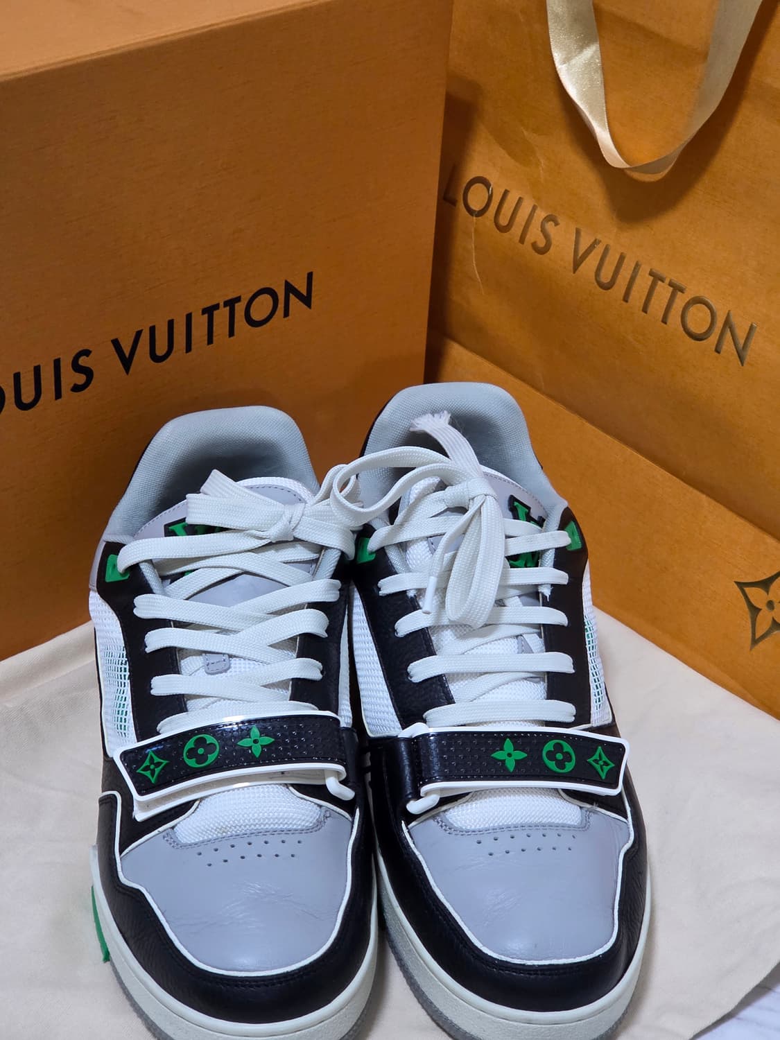 루이비통 벨크로 트레이너 스니커즈 9.5 Size 상품이미지7