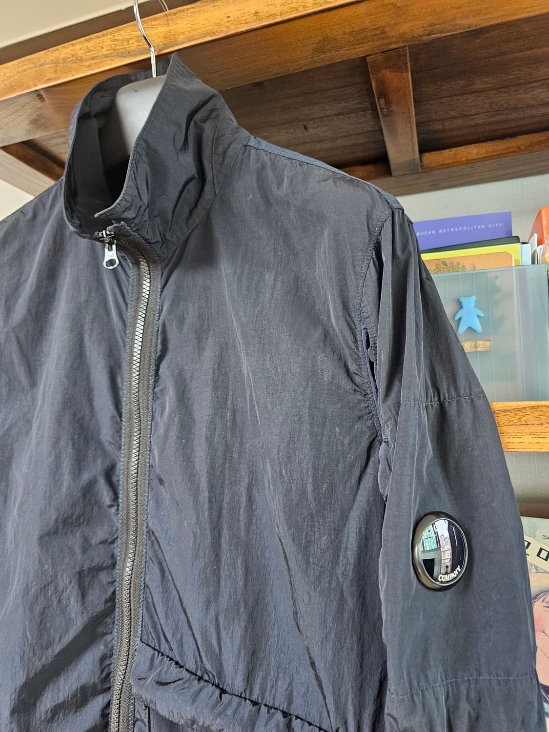 씨피컴퍼니 짙은 네이비 나일론 자켓 팔아요 95 s cp 바람막이 상품이미지2