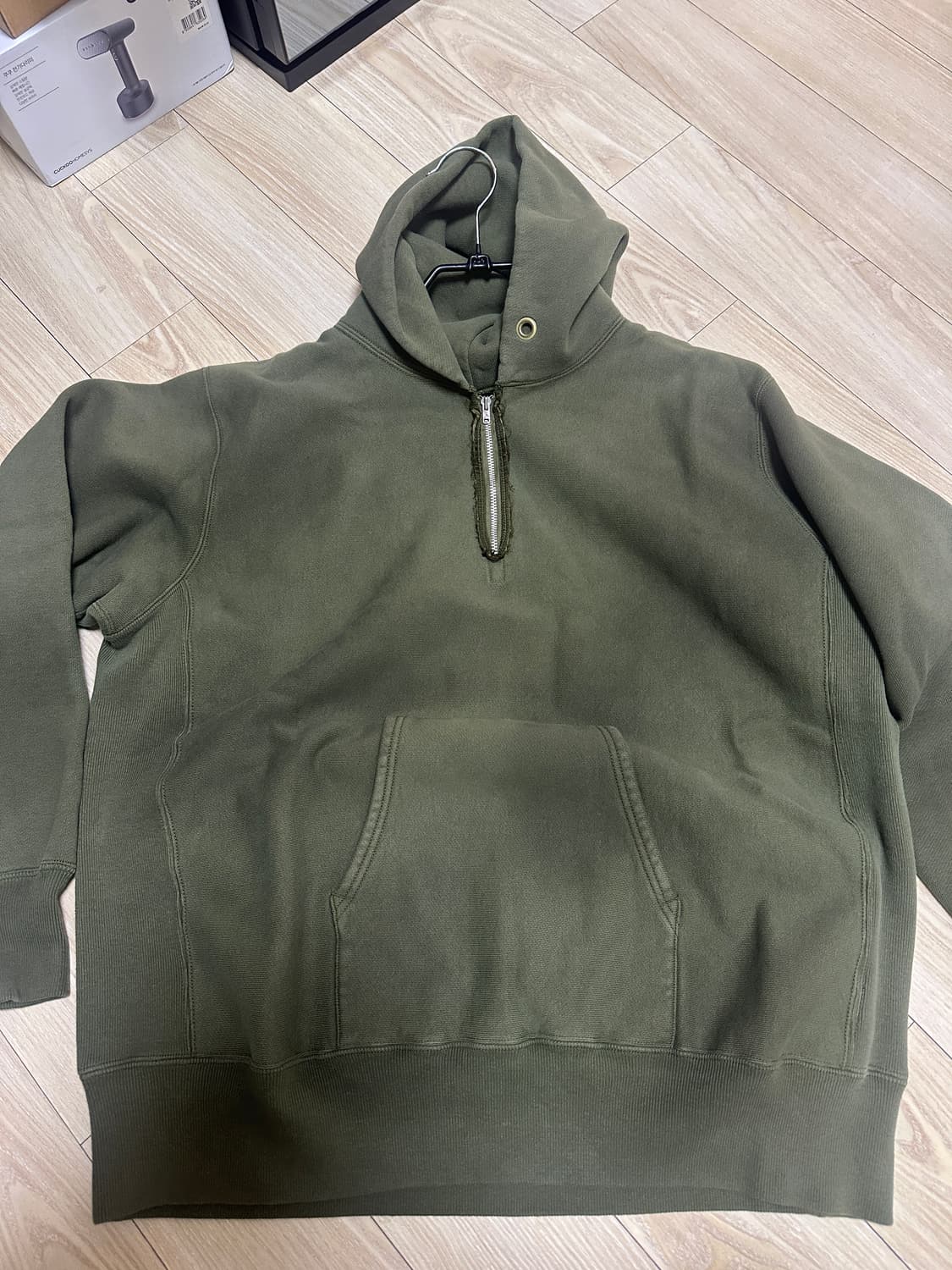 아프레쎄 a.presse 하프 후드 집업 올리브 3 상품이미지1