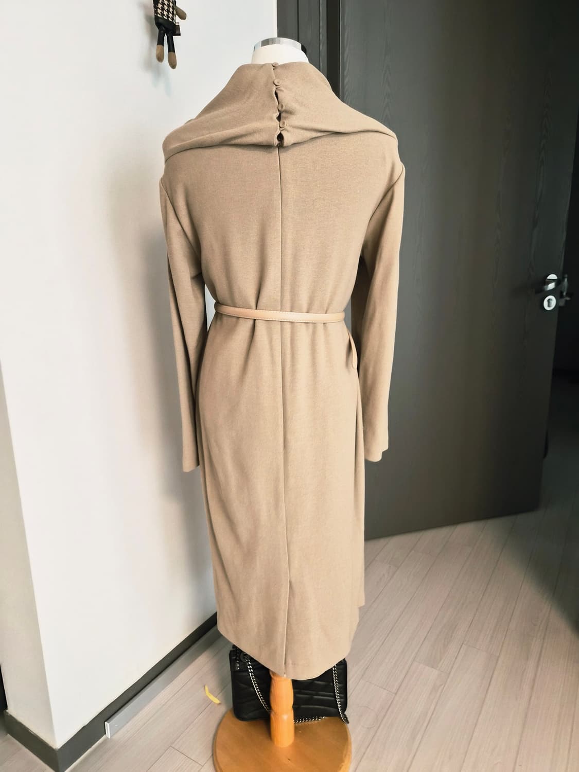 르베이지(LEBEIGE) 모 혼방 고급 니트 원피스 상품이미지4