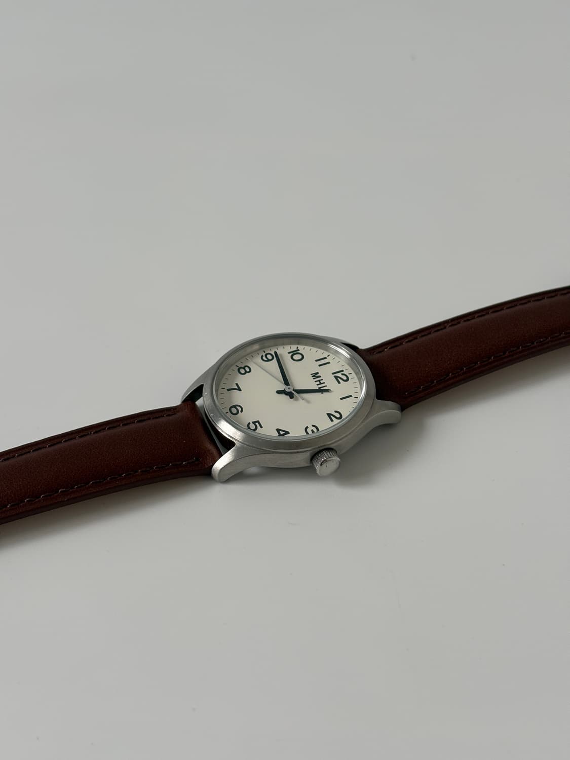 White Dial Arabic Silver Case Watch 상품이미지5