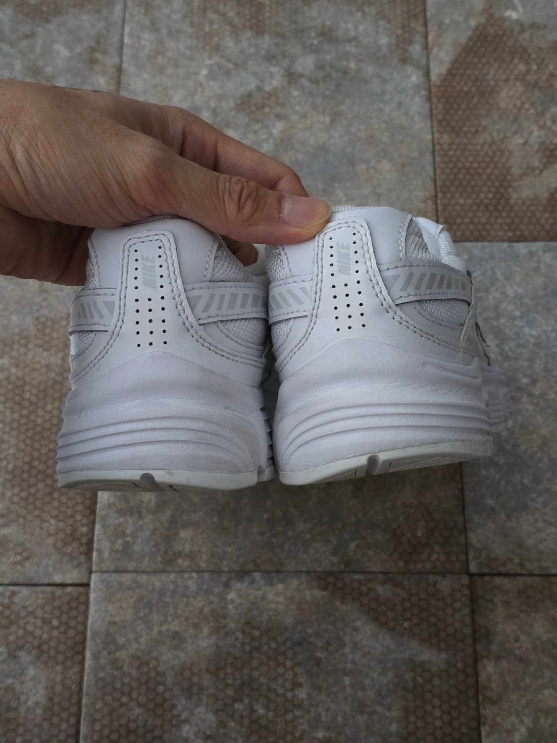 (230)나이키 이니시에이터 화이트 상품이미지9