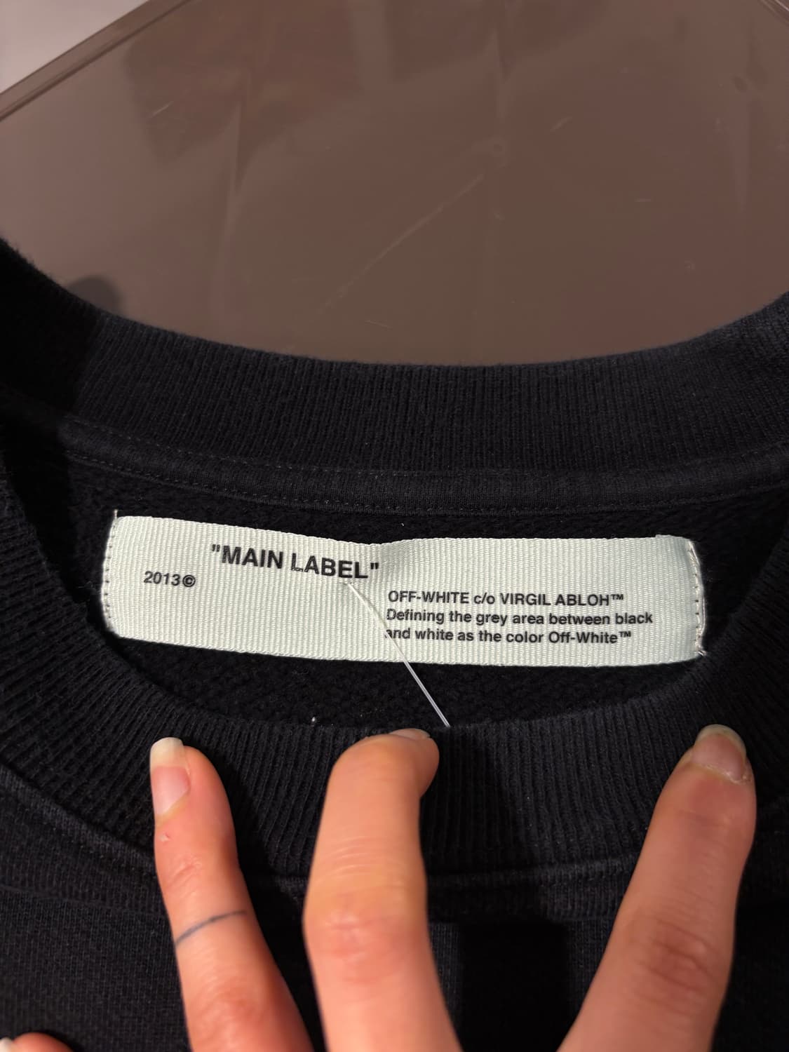 오프화이트 맨투맨  상품이미지7