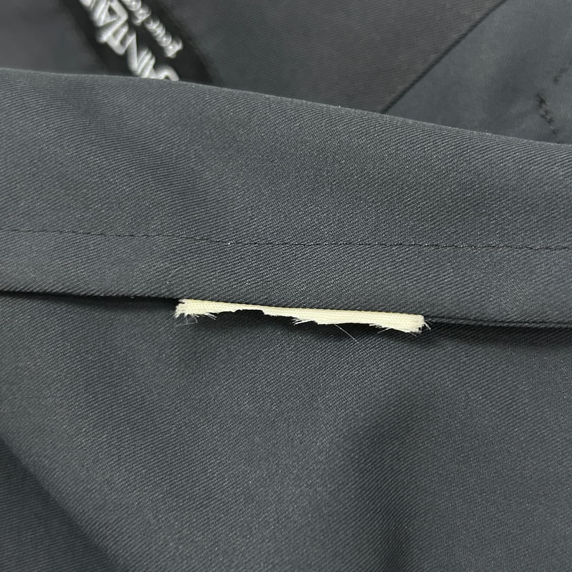 입생로랑 90s 아카이브 폴리쉘 자켓(105) 상품이미지10