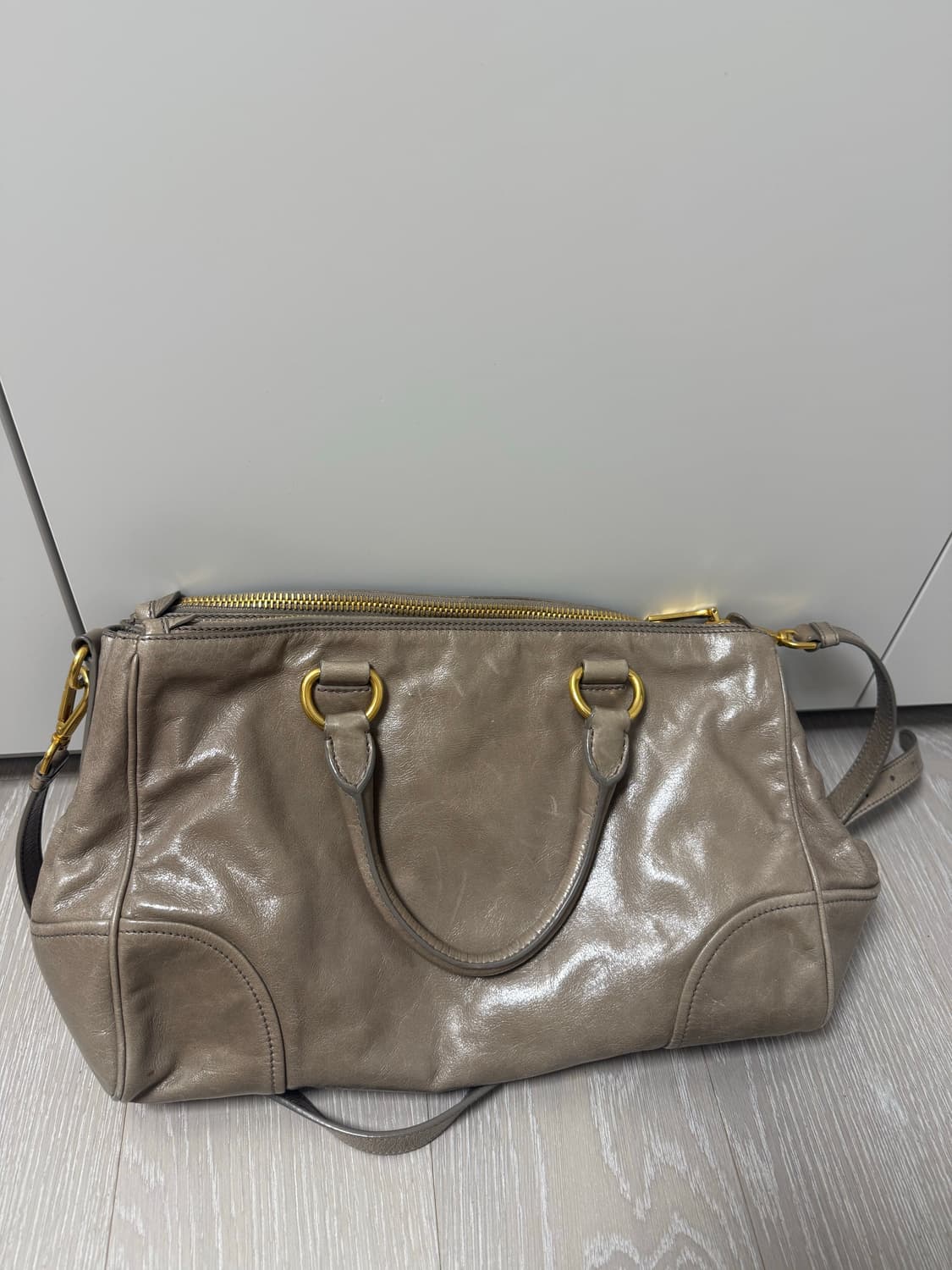 프라다 비텔로 샤인 토트백 상품이미지4