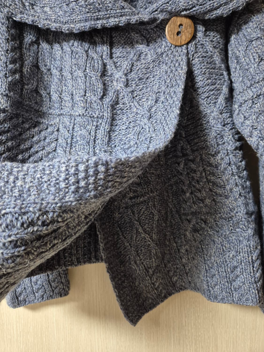 아란 스웨터 마켓 케이블 니트 메리노울  가디건 블루 상품이미지5