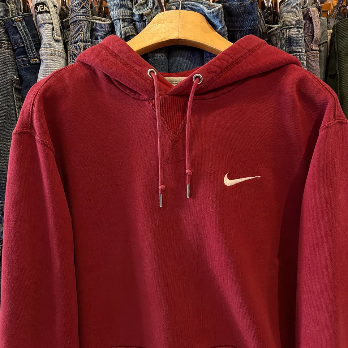 나이키 스우시 후드 버건디 상품이미지3