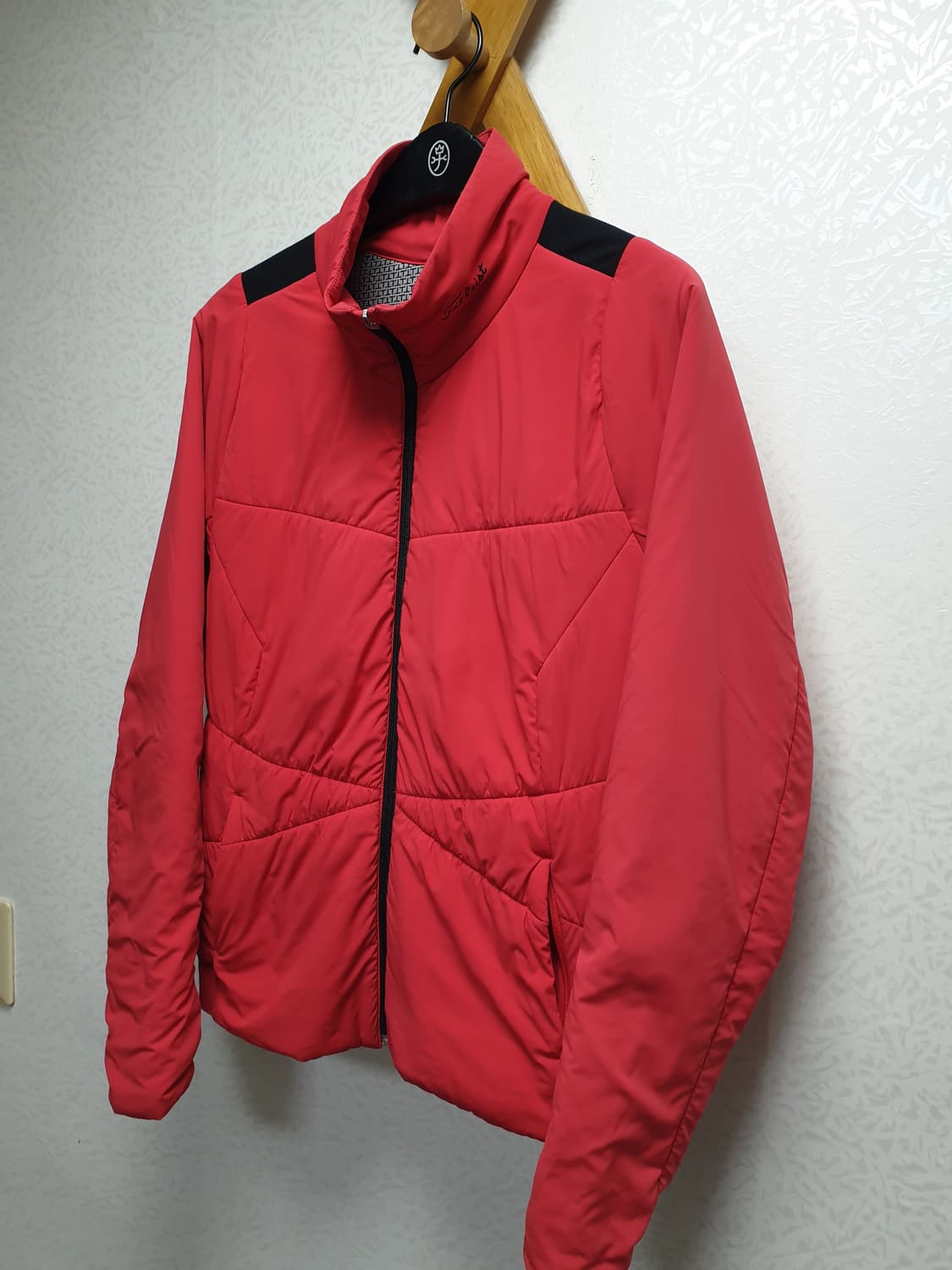 [여95] 타이틀리스트 투어핏 여성 골프 경량패딩 상품이미지2