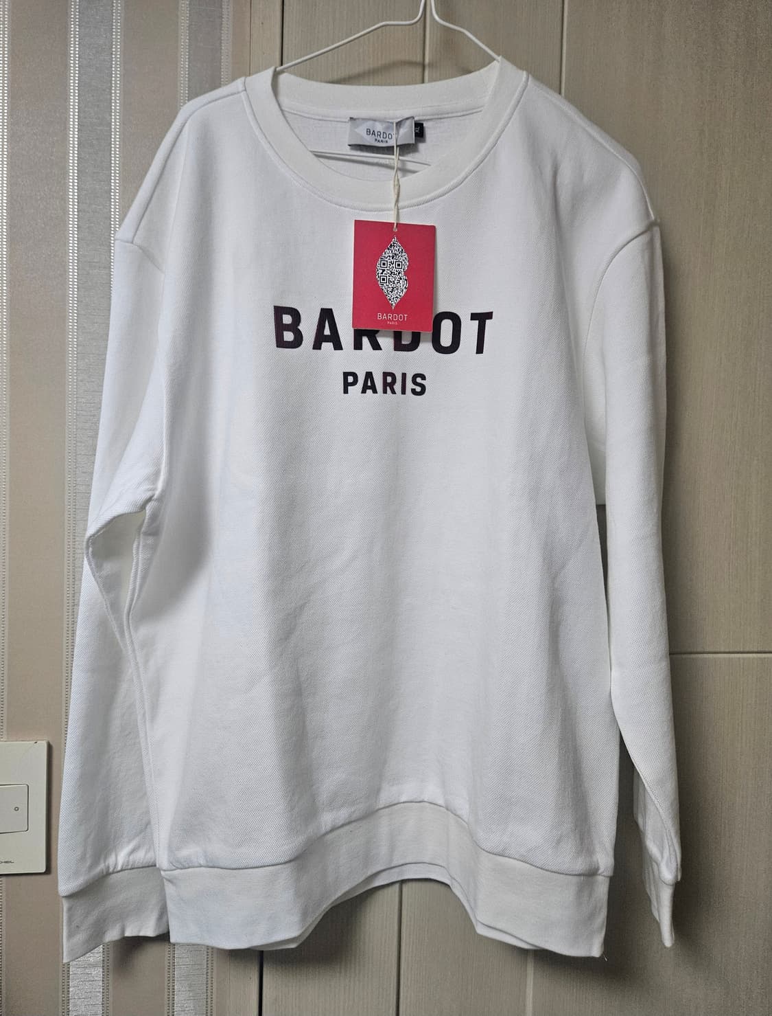 [새상품] Bardot 바르도 스웨트셔츠 상품이미지3