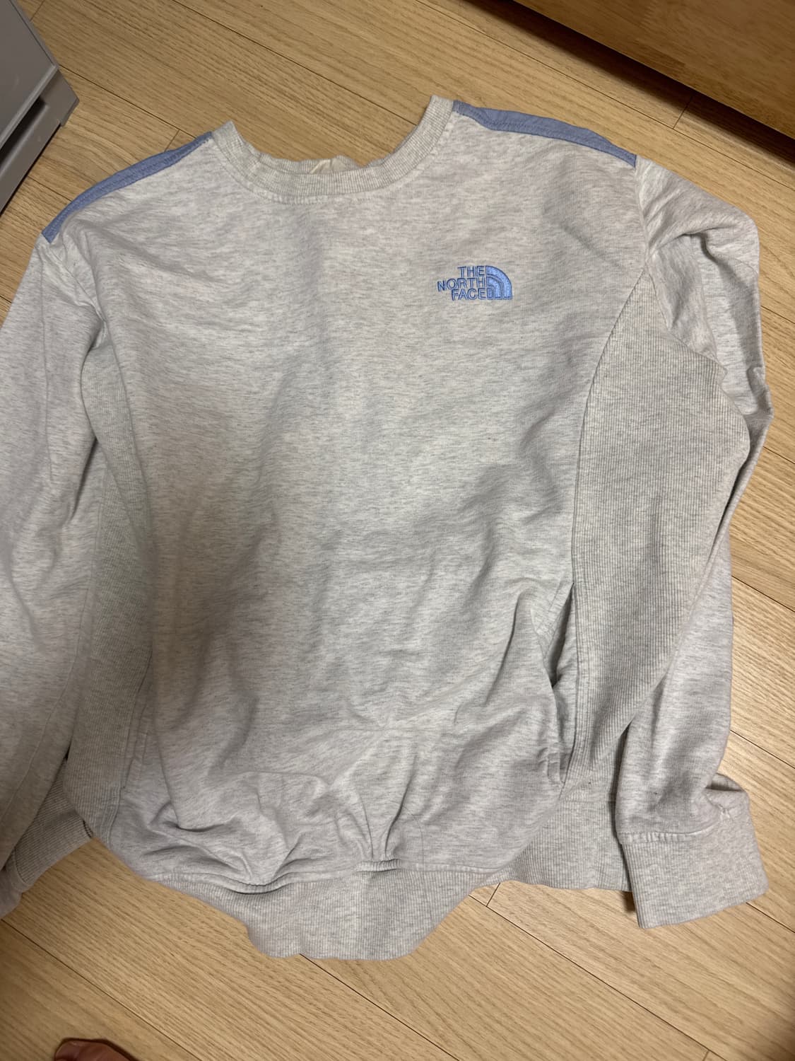 노스페이스 맨투맨 상품이미지1