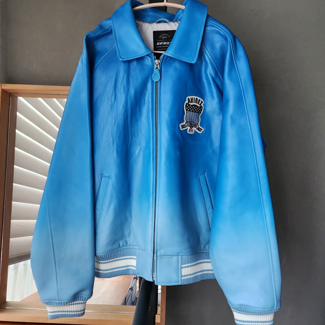 [새상품] 아비렉스 레더자켓 블루 XL 상품이미지1