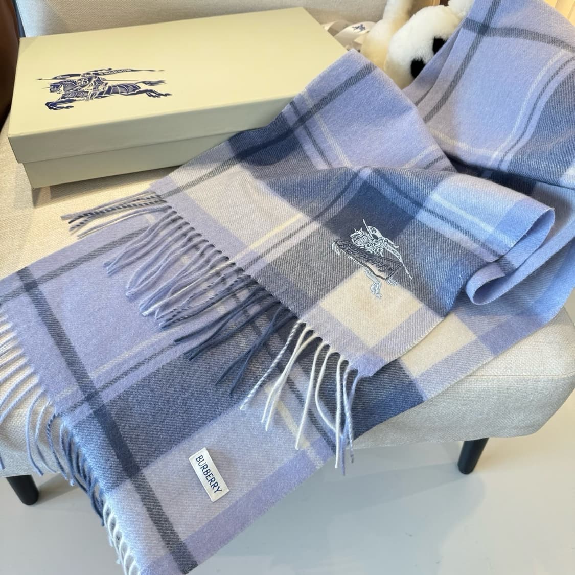 버버리 리버서블 스카프 100% 램스울 상품이미지5
