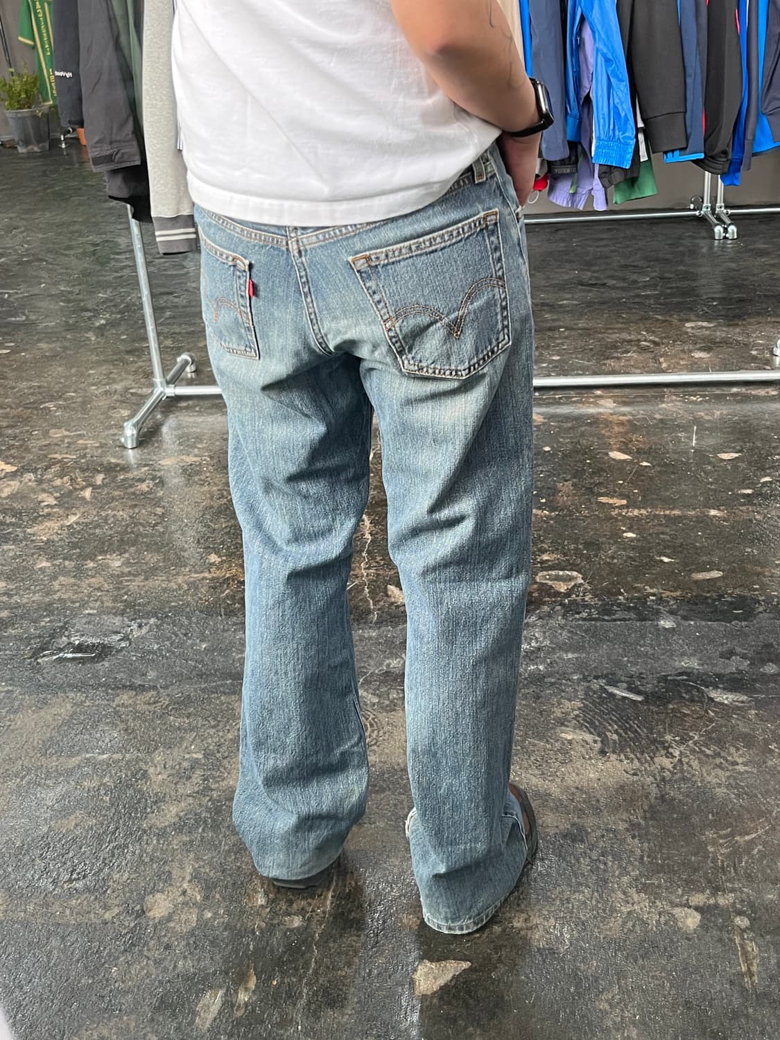 Levi's 567 루즈 부츠컷 데님 팬츠 상품이미지4