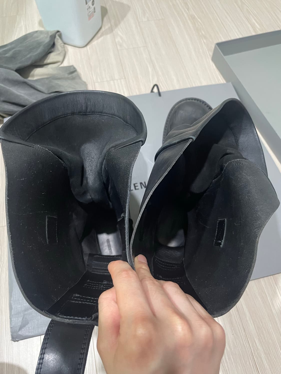 급처) 발렌시아가 베놈 하이 부츠 42 상품이미지3