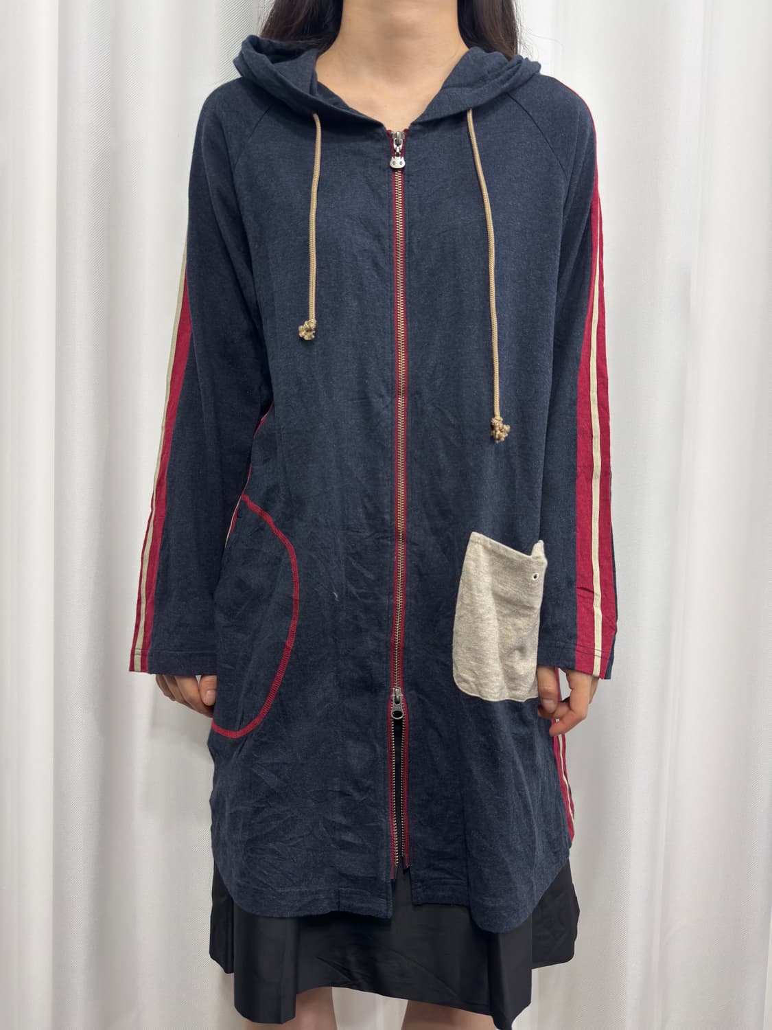 atsuko matano neko point hood zipup 상품이미지1