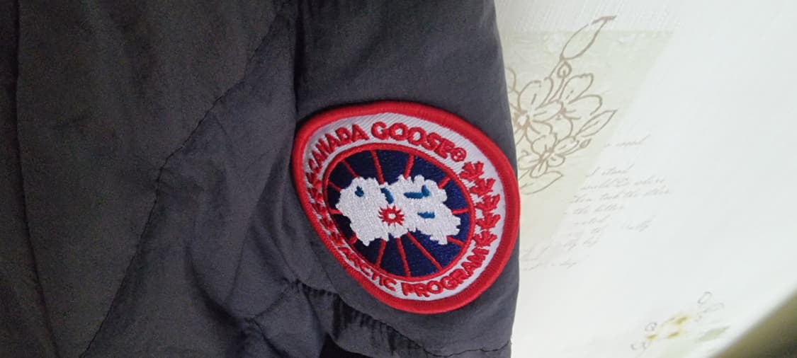 경량패딩 캐나다구스 상품이미지4