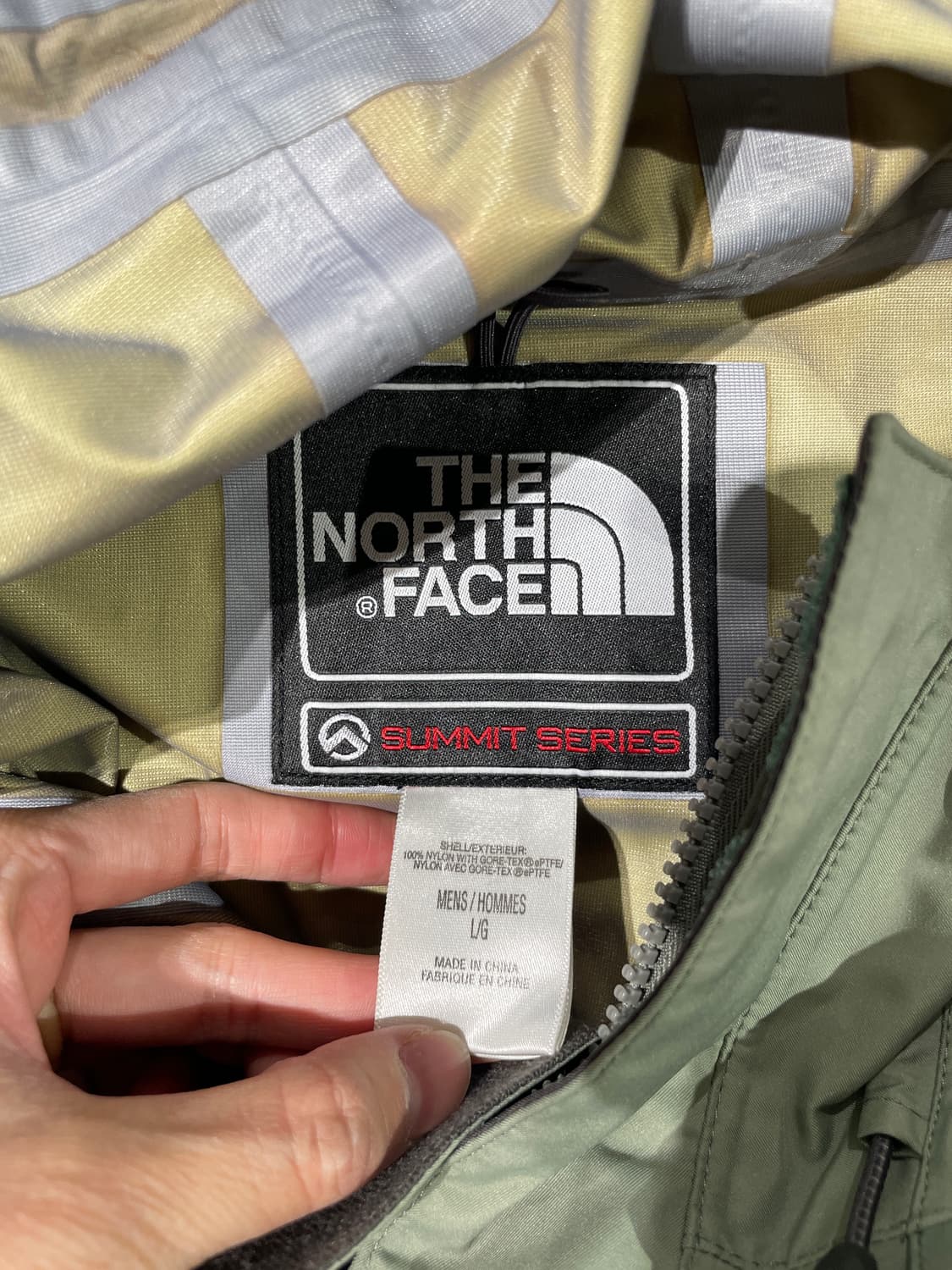 노스페이스 라이트 카키 써밋 시리즈 고어텍스 나일론 자켓 상품이미지7