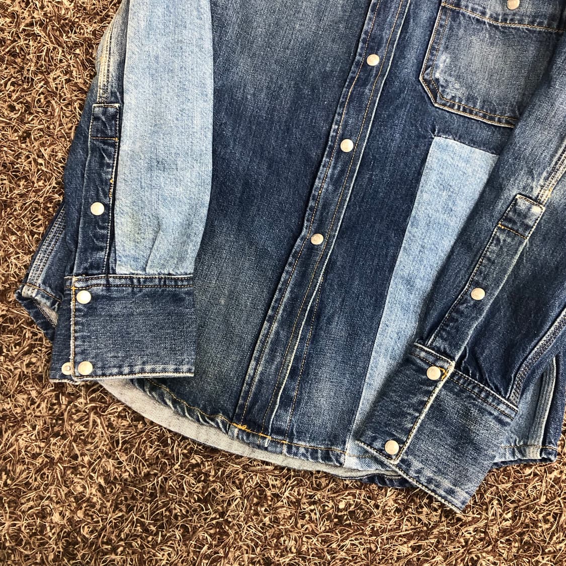 캘빈클라인 패치워크 데님 셔츠 상품이미지3