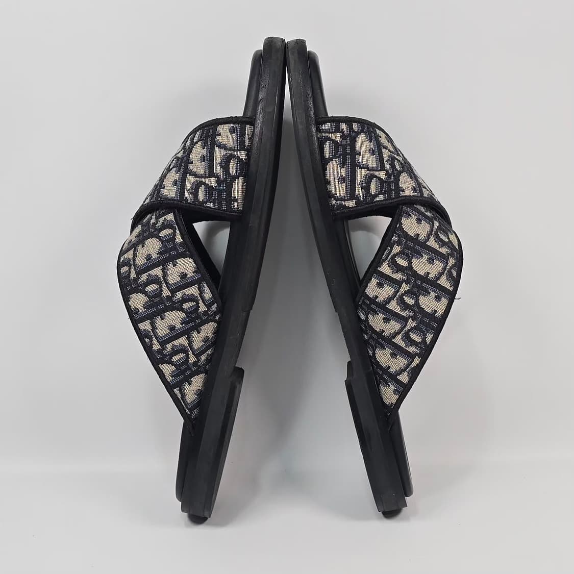 디올 오블리크 알리아스 슬리퍼 (265 270)  상품이미지5