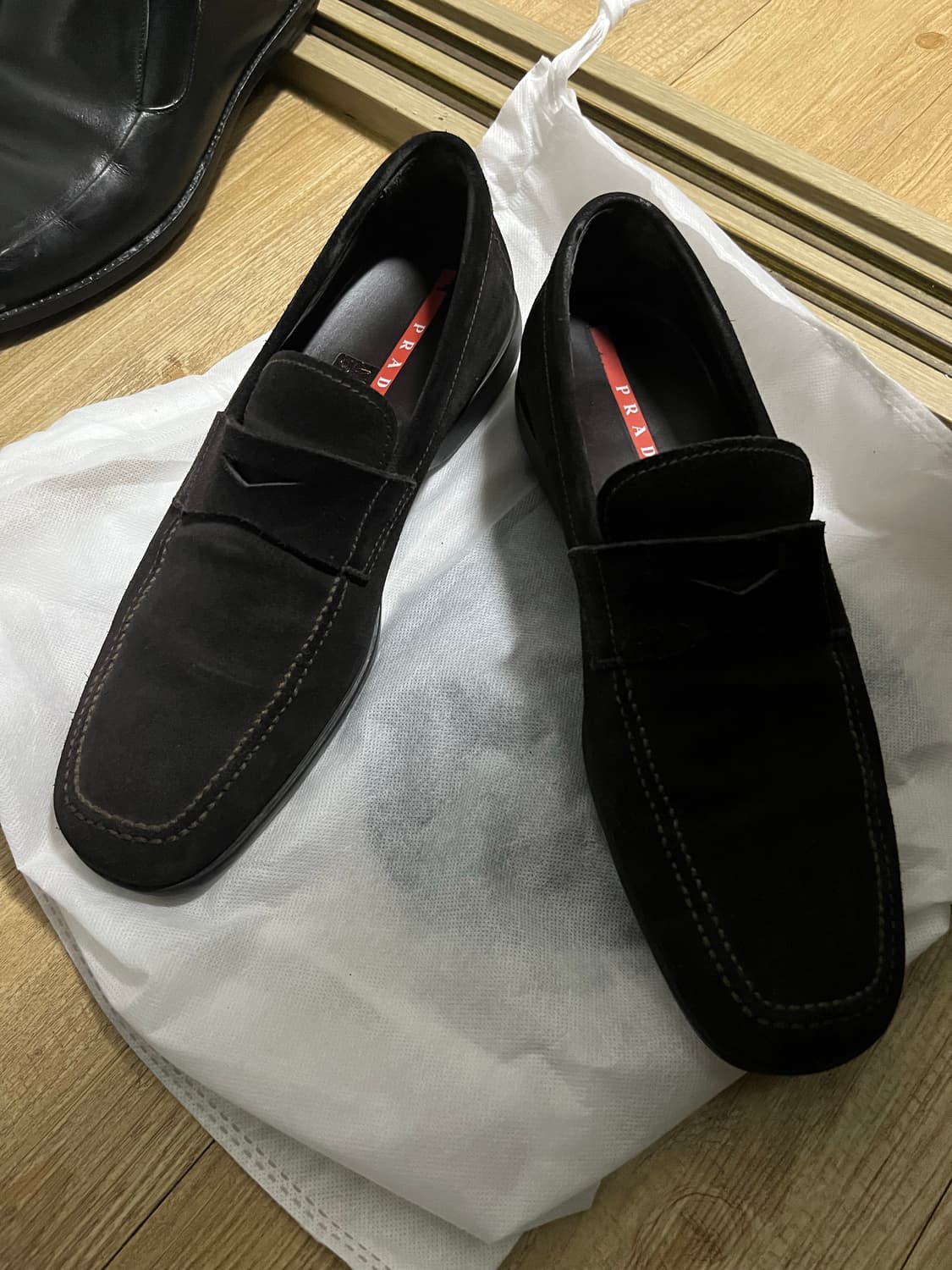 프라다 스포츠 스웨이드 로퍼 상품이미지4