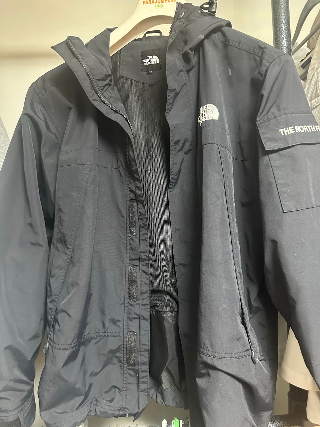 노스페이스 바람막이 상품이미지1