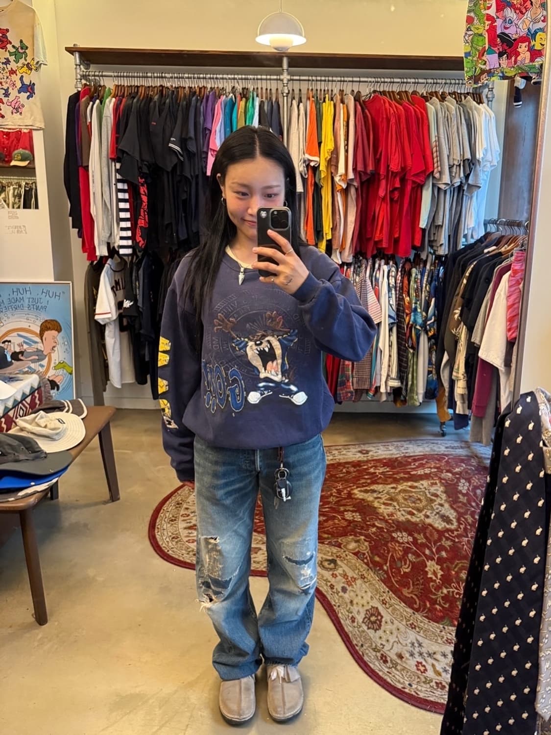 1996 Looney Tunes Taz Sweatshirt 상품이미지2