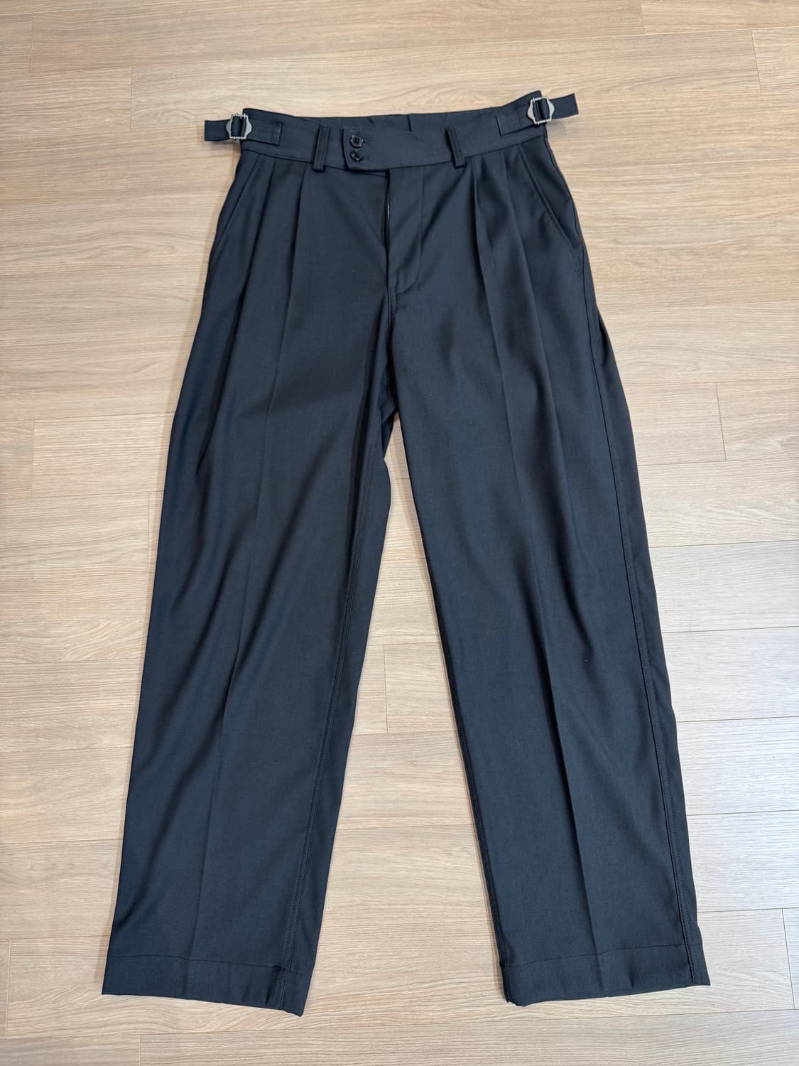 어나더 오피스 AW 산티아고 슬랙스 스탠다드 차콜 상품이미지3