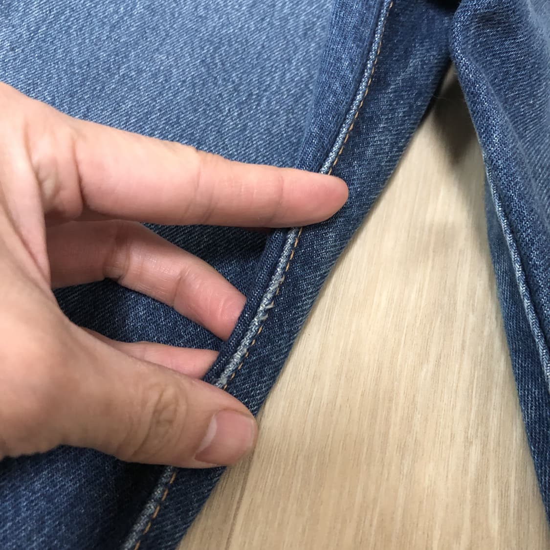 (34) 리바이스 501 150 주년 스트레이트핏 디스트로이드 연청데님 상품이미지5