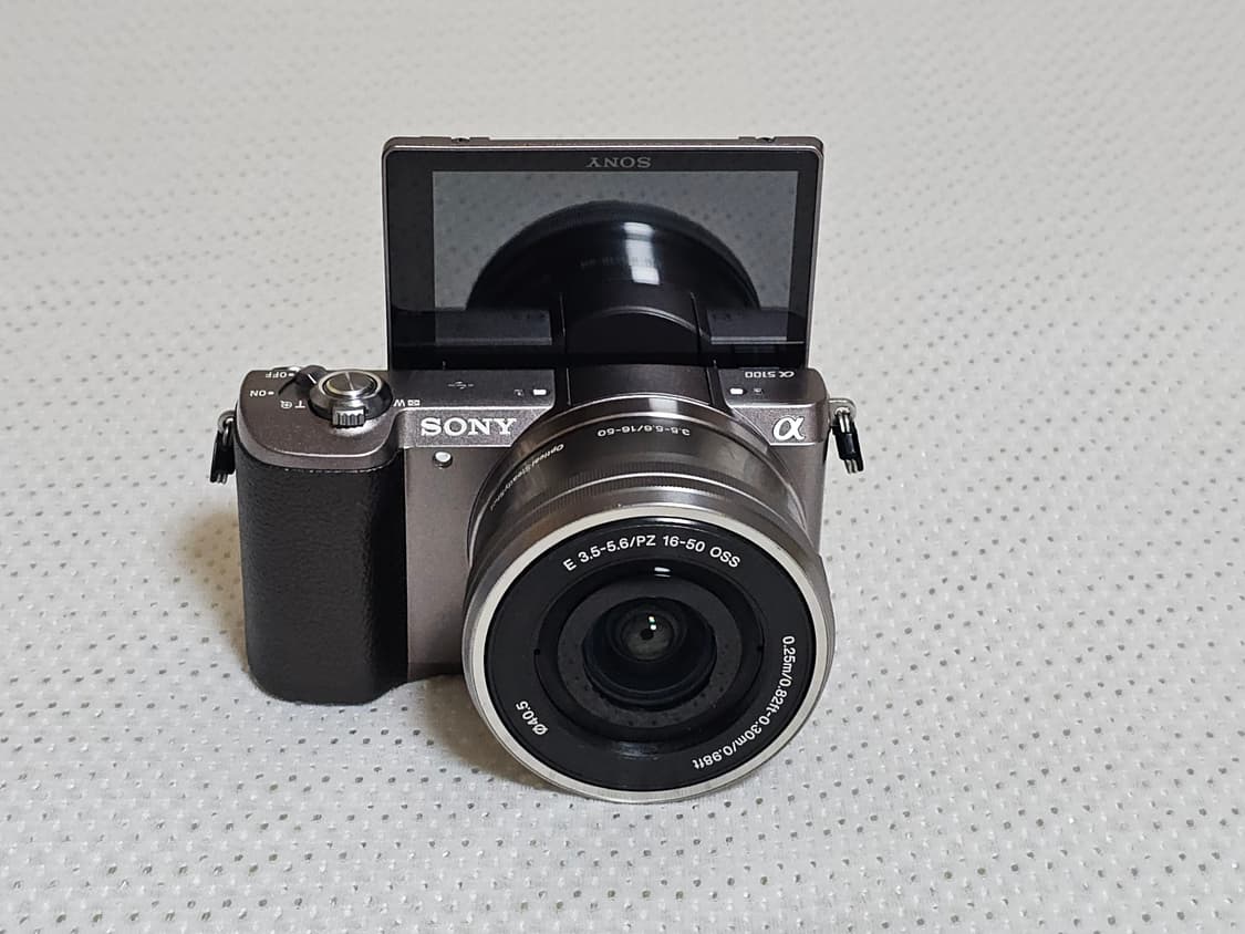 소니 알파 a5100 미러리스  카메라 상품이미지1